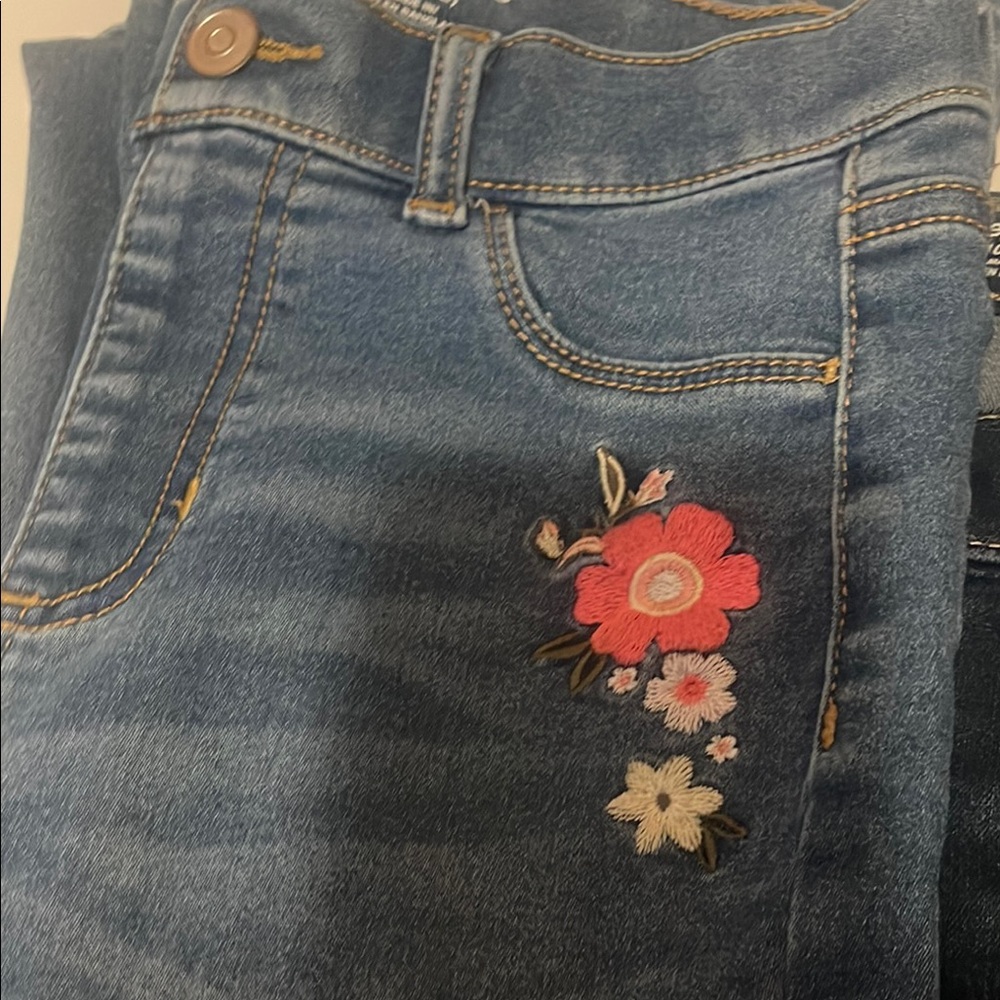 Dark Wash Denim Jeans Bundle - Picture 5 of 6